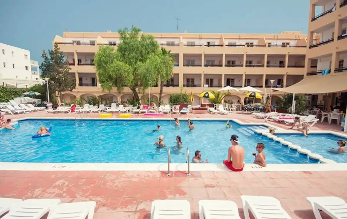 summer jobs in Ibiza 2026